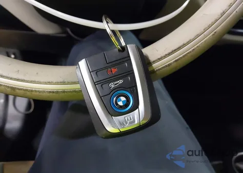 2015 BMW I3 Base W/Range Extender z USA, uszkodzony, nr VIN WBY1Z4C53FV277969